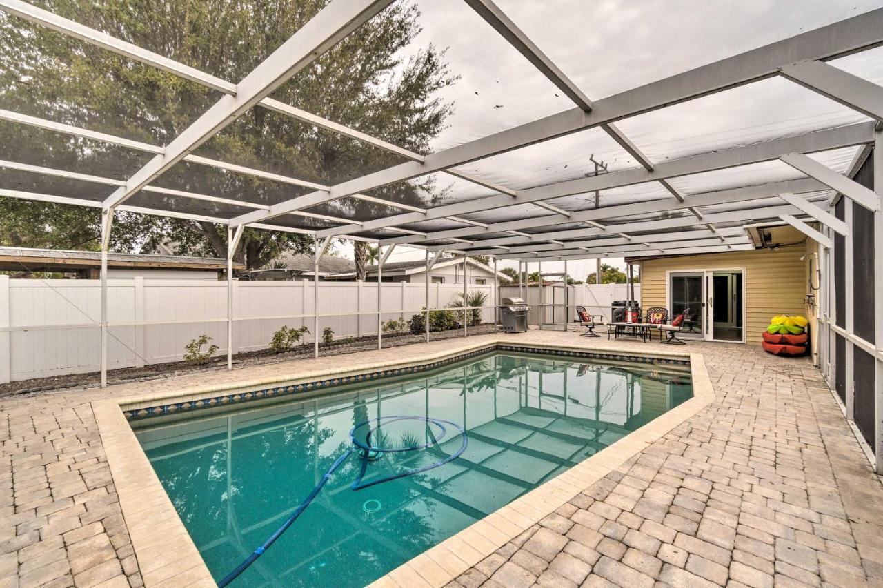Home With Dock, Pool, Kayaks Walk To Palma Sola Bay Bradenton Exterior photo