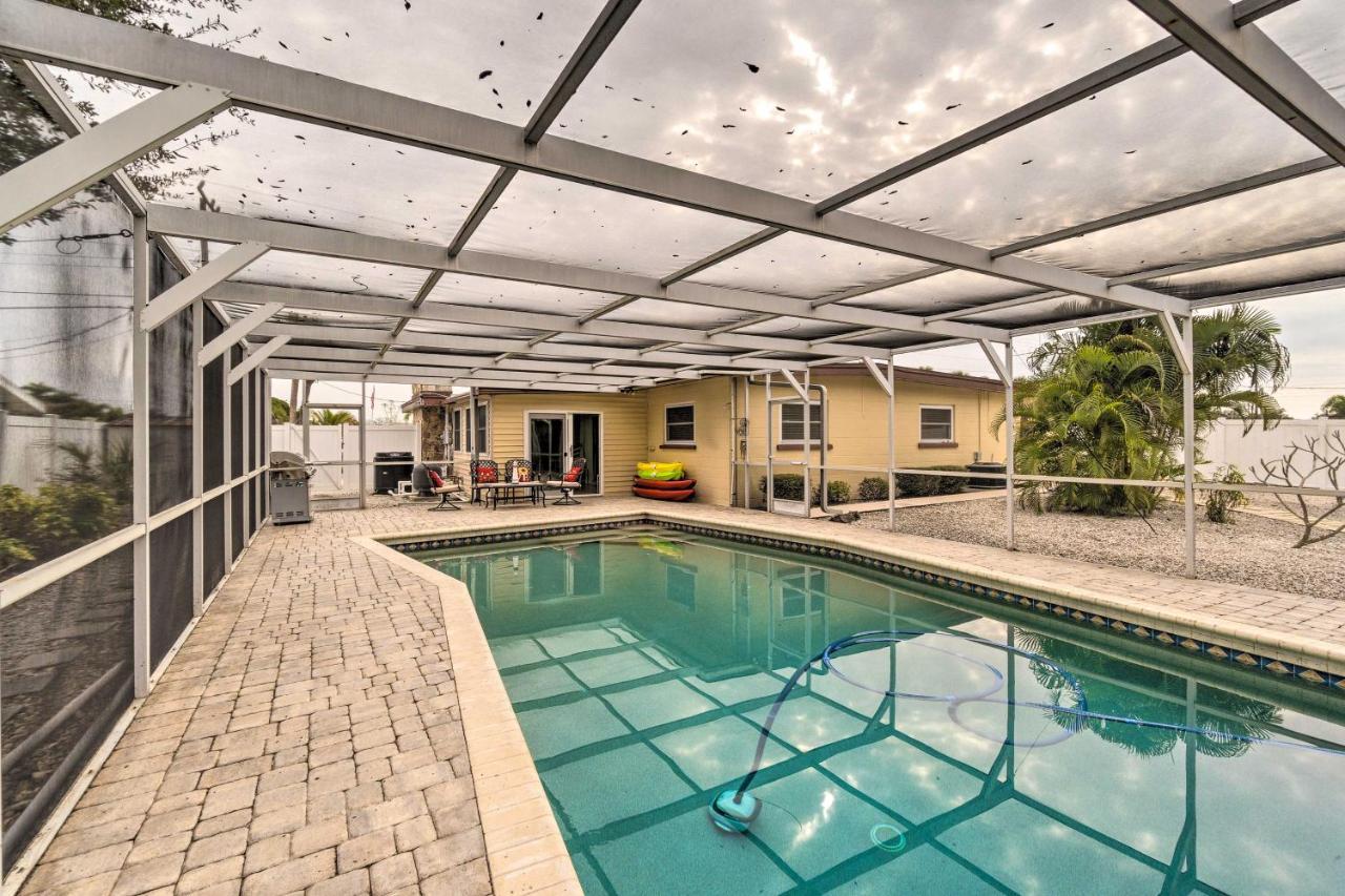 Home With Dock, Pool, Kayaks Walk To Palma Sola Bay Bradenton Exterior photo