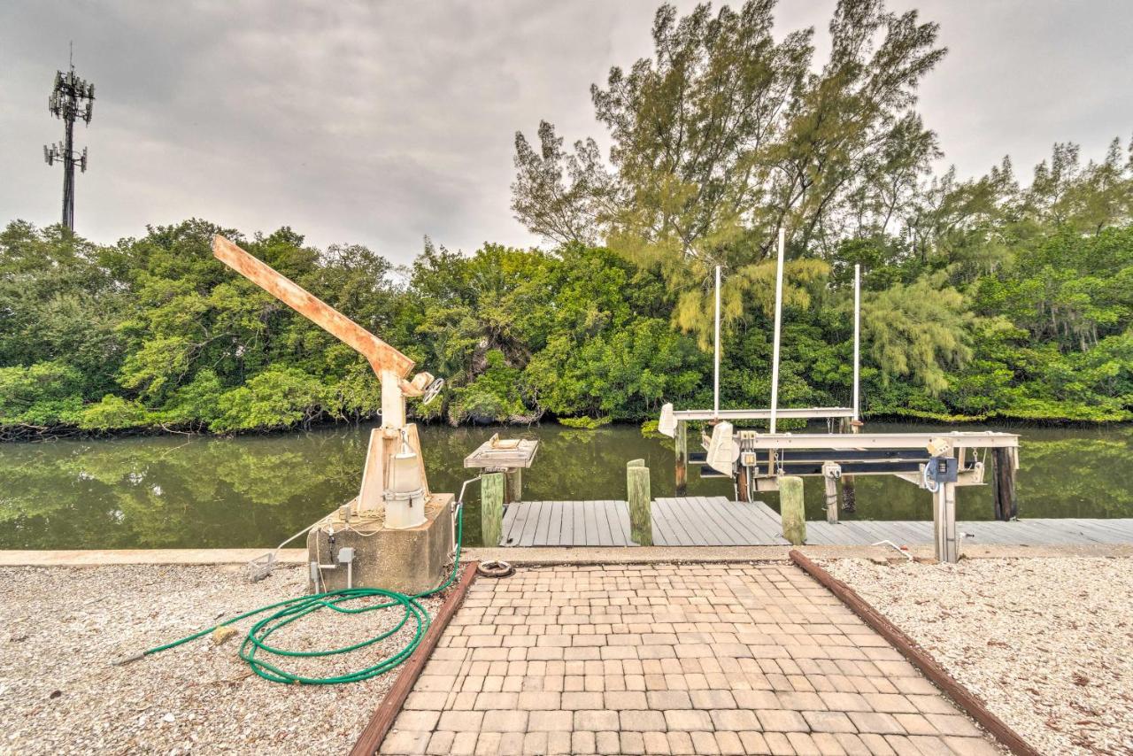 Home With Dock, Pool, Kayaks Walk To Palma Sola Bay Bradenton Exterior photo