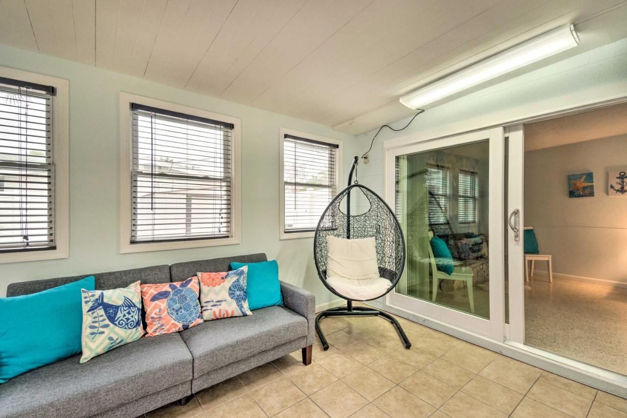 Home With Dock, Pool, Kayaks Walk To Palma Sola Bay Bradenton Exterior photo